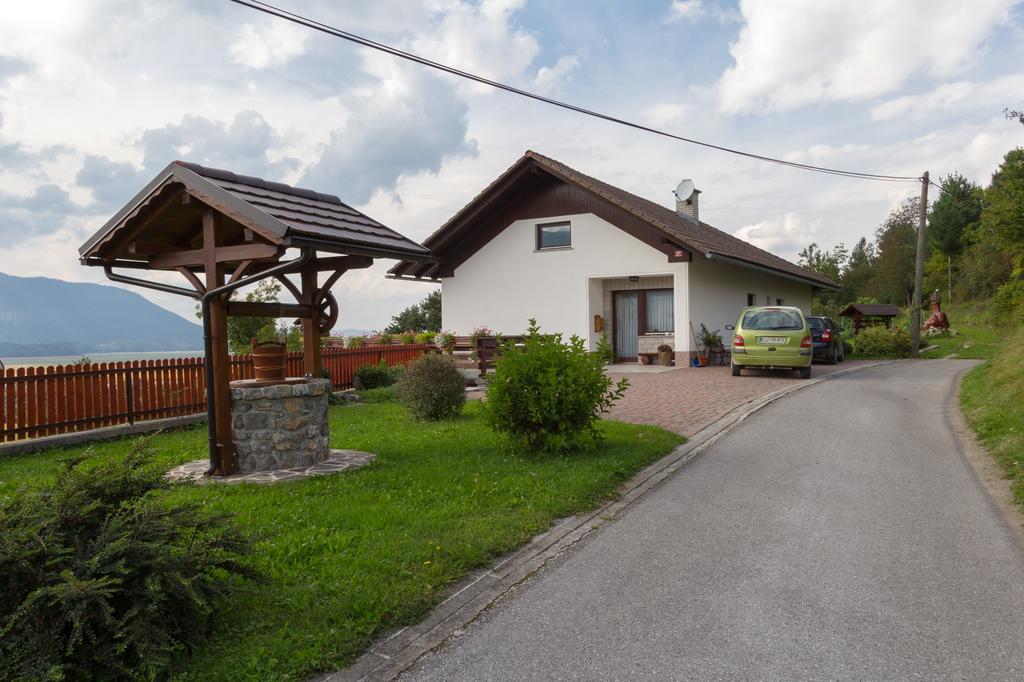 Appartement Prenocisca Jezero à Gorenje Jezero Extérieur photo